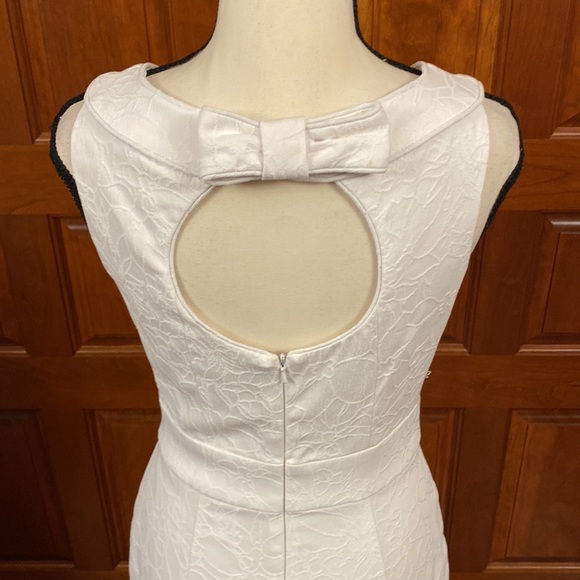 WHBM White Dress NWT - Picture 7 of 14